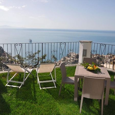 Gresy Appartamento Suite Positano Eksteriør bilde