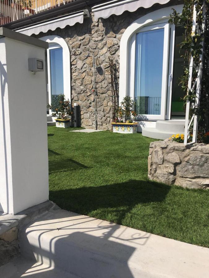 Gresy Appartamento Suite Positano Eksteriør bilde