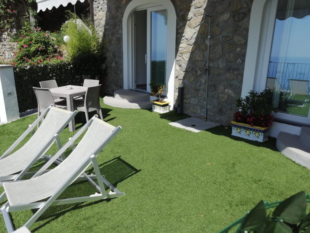 Gresy Appartamento Suite Positano Eksteriør bilde